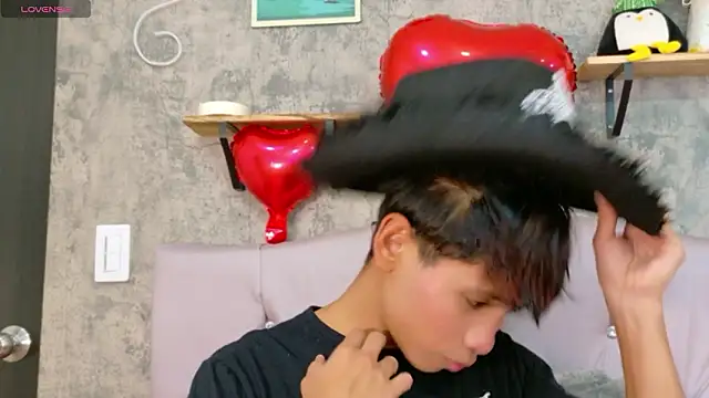 Snapshot of Ethan_Westt chatting on February 2026 08:26:01 PM Ethan Westt online show from February 2026 08:26:01 PM