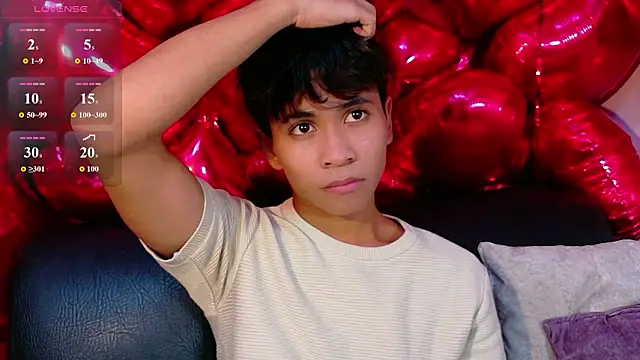 Snapshot of Ethan_Westt chatting on February 2026 08:40:02 PM Ethan Westt online show from February 2026 08:40:02 PM