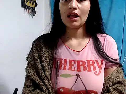 Snapshot of AlanaHotxx chatting on November 2025 07:08:01 AM AlanaHotxx online show from November 2025 07:08:01 AM