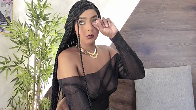 mia lacy  online show from November 2025 07:30:01 PM