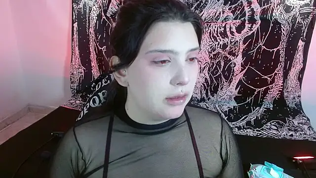 Snapshot of mikaskullcs chatting on May 2026 10:18:02 PM mikaskullcs online show from May 2026 10:18:02 PM