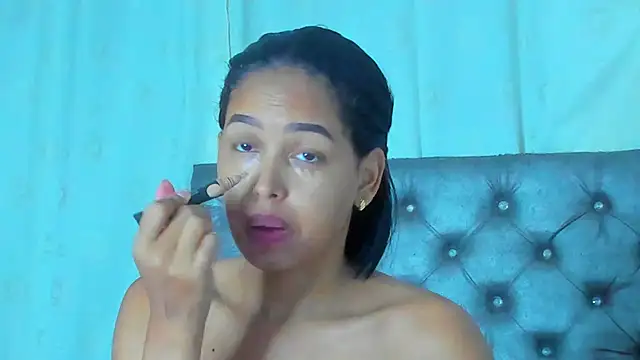 Snapshot of NikkiStarrr chatting on October 2025 10:45:01 AM NikkiStarrr online show from October 2025 10:45:01 AM