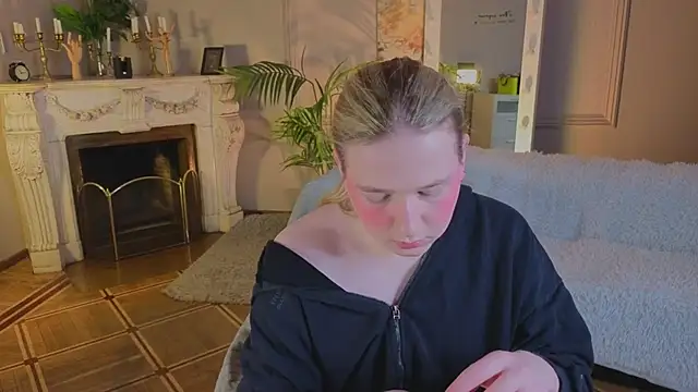 Snapshot of Jes_Solar chatting on September 2025 12:21:02 PM Jes Solar online show from September 2025 12:21:02 PM