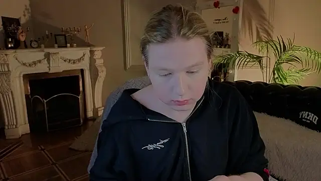 Jes Solar online show from March 2026 06:01:01 PM