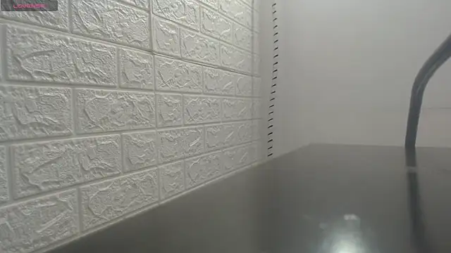 Snapshot of nei_girl chatting on November 2025 11:21:02 AM nei girl online show from November 2025 11:21:02 AM