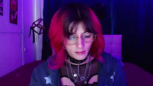 goth minerva online show from October 2025 01:24:02 PM