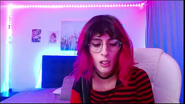 goth minerva online show from January 2026 01:24:02 PM