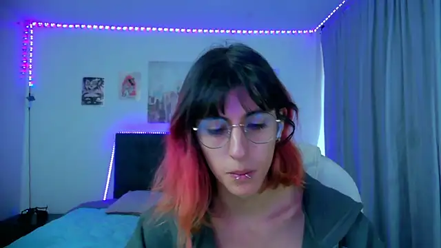 goth minerva online show from March 2026 01:28:01 PM