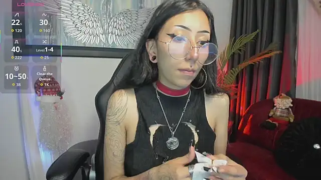 Laila Angels online show from December 2025 11:48:01 AM