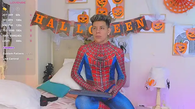 Almiboys online show from October 2025 08:32:01 PM