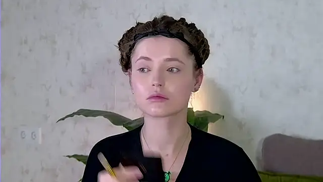 AshleyD  online show from October 2025 02:44:01 AM