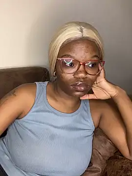 YummyMelanin117 online show from February 2026 10:08:02 PM