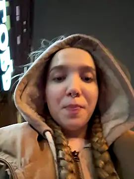 bambi lu online show from December 2025 04:27:01 PM