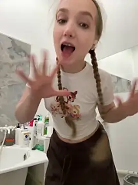 bambi lu online show from March 2026 06:47:02 PM