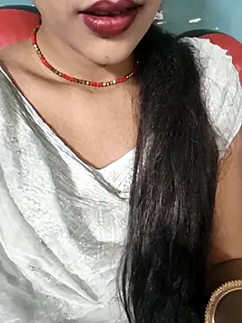 Eshwari Chopra online show from March 2026 04:28:02 AM