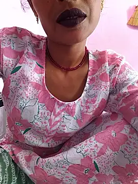 Snapshot of Eshna_Dabral chatting on September 2025 06:48:01 AM Eshna Dabral online show from September 2025 06:48:01 AM