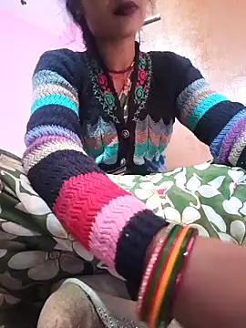 Snapshot of Eshna_Dabral chatting on November 2025 01:39:01 AM Eshna Dabral online show from November 2025 01:39:01 AM