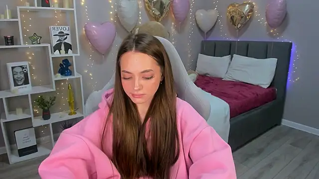 MelanieAlves online show from February 2026 12:35:01 PM