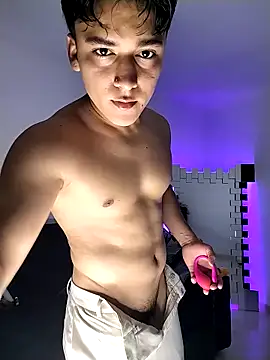 THE LITTLE LIAM online show from October 2025 11:46:01 PM