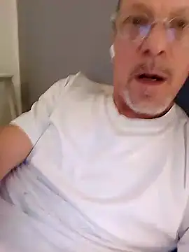 Deddyitalia3p online show from October 2025 06:17:02 PM