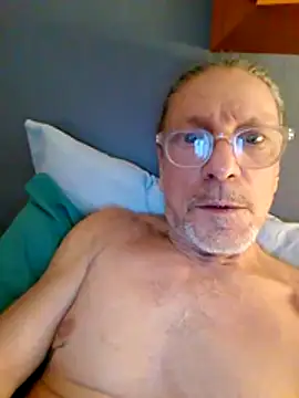 Deddyitalia3p online show from November 2025 08:29:01 PM