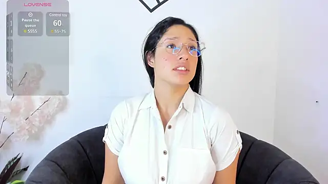 Elaine87  online show from March 2025 11:45:02 PM