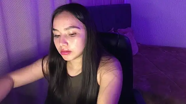 amelia hall online show from June 2026 10:13:02 PM