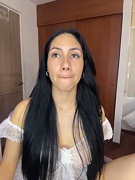 ArianaReynoldss online show from February 2026 08:35:01 PM