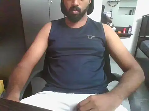 lovelyakash69 online show from January 2026 06:51:02 AM