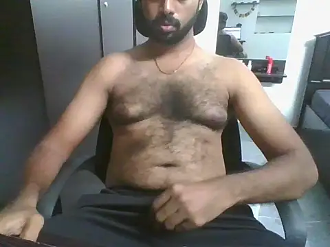 lovelyakash69 online show from March 2026 03:18:01 PM