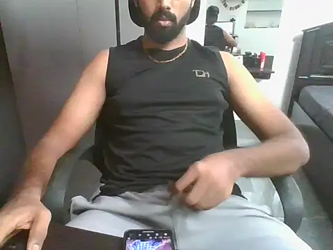 lovelyakash69 online show from May 2026 11:05:01 AM
