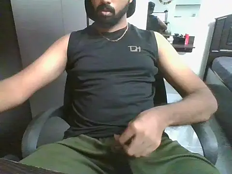 lovelyakash69 online show from May 2026 09:38:01 AM