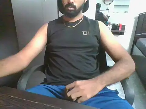 lovelyakash69 online show from June 2026 07:36:01 AM