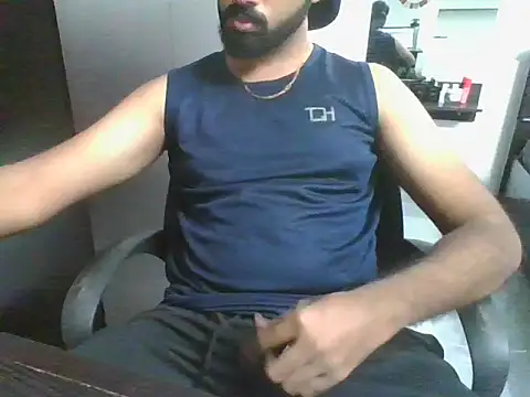 lovelyakash69 online show from June 2026 11:58:01 AM