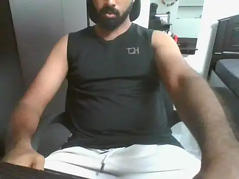 lovelyakash69 online show from June 2026 10:37:02 AM