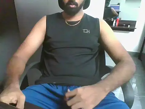 lovelyakash69 online show from June 2026 05:30:02 AM