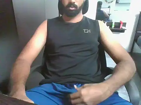 lovelyakash69 online show from July 2026 05:27:02 AM