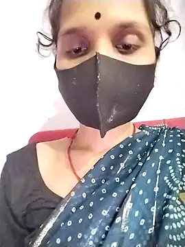 Snapshot of Soniy-Maax chatting on September 2025 08:30:01 AM Soniy-Maax online show from September 2025 08:30:01 AM