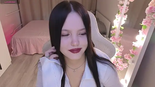 Betty  Davvis online show from January 2026 02:54:02 PM