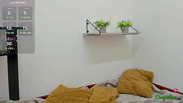 Snapshot of _Orquidea_ chatting on November 2025 01:51:01 PM Orquidea online show from November 2025 01:51:01 PM