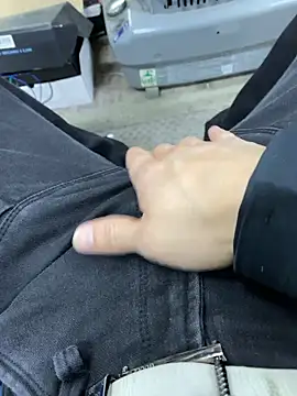 Snapshot of m4m4m4m chatting on November 2025 08:24:01 AM m4m4m4m online show from November 2025 08:24:01 AM