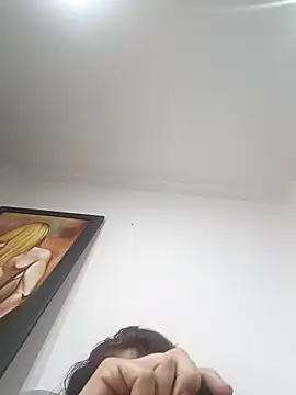 Snapshot of lunadicty chatting on February 2025 11:21:02 PM lunadicty online show from February 2025 11:21:02 PM