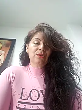 Snapshot of lunadicty chatting on February 2025 10:53:01 PM lunadicty online show from February 2025 10:53:01 PM