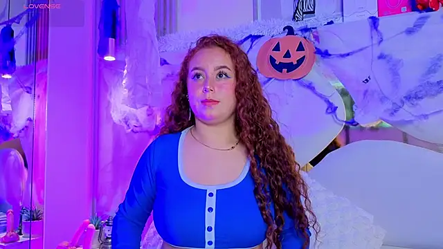 Snapshot of AmmberJones chatting on October 2025 12:30:01 PM AmmberJones online show from October 2025 12:30:01 PM