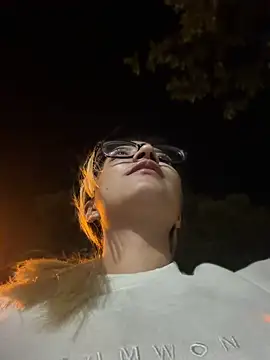 Pretty roxxyy online show from June 2026 12:15:02 AM
