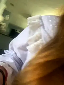 bankruptbabe online show from December 2025 04:40:02 AM