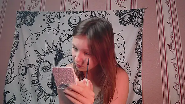 Snapshot of Thighswithspikes chatting on September 2025 08:04:01 AM Thighswithspikes online show from September 2025 08:04:01 AM