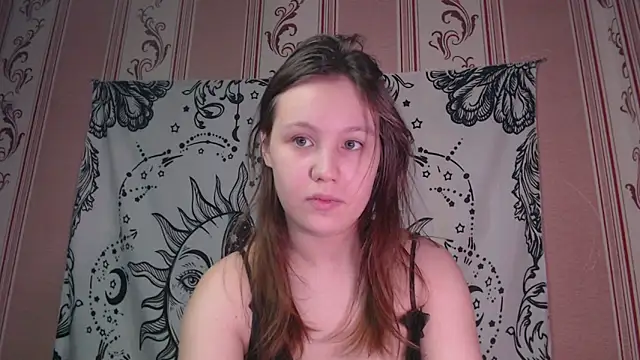 Snapshot of Thighswithspikes chatting on November 2025 10:03:01 AM Thighswithspikes online show from November 2025 10:03:01 AM