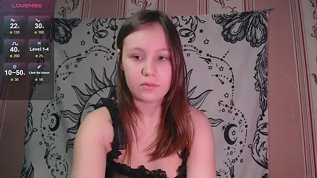 Snapshot of Thighswithspikes chatting on November 2025 10:14:01 AM Thighswithspikes online show from November 2025 10:14:01 AM