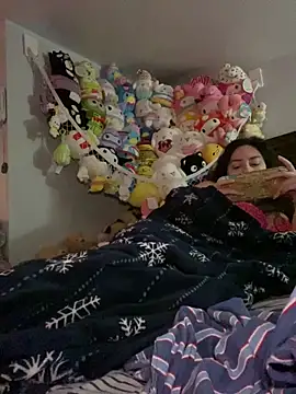 w3tkittty online show from February 2026 01:12:01 AM